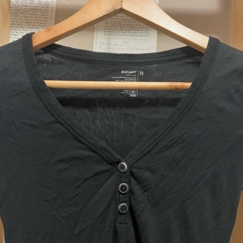 Y2k Medium Black V-Neck Buttoned Womens Top Old Navy - Picture 6 of 13